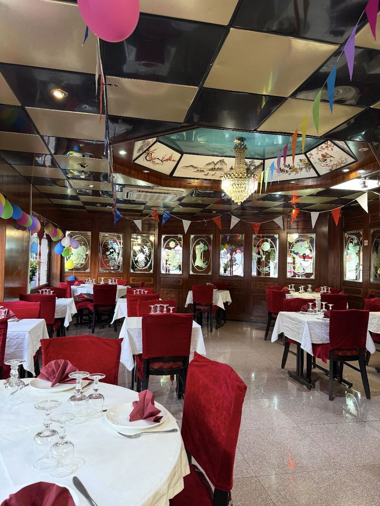 Salle du restaurant Indian Maan Mahal